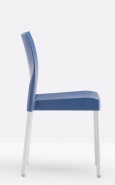 Lekkie krzesła o stelażu z aluminium do stosowania na zwenątrz